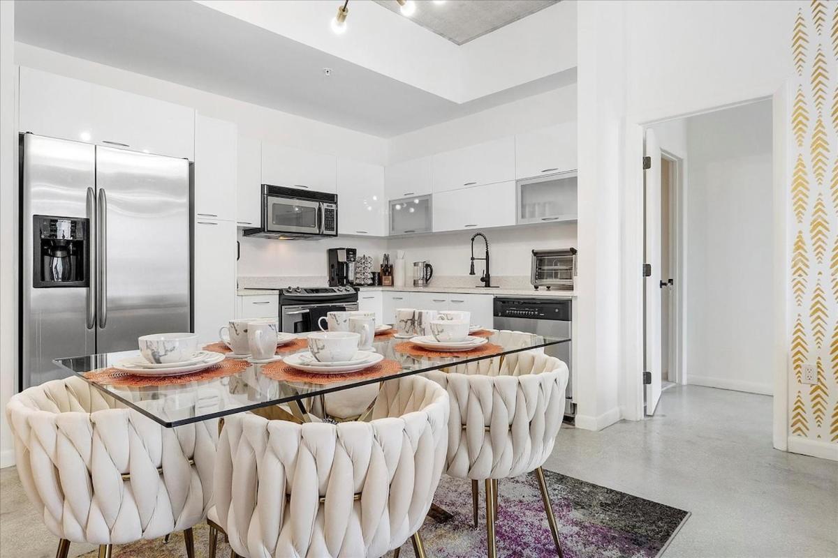 Lux Penthouse Loft - Free Parking - Bay Views Appartement *